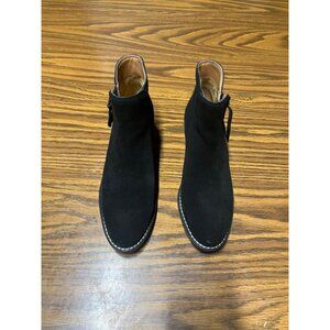 White Mountain Black Suede Ankle Boots With Side Zipper size 7